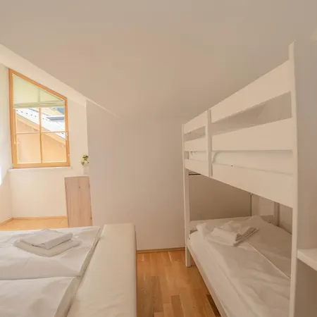 Modern Mountain Penthouse - An Der Skipiste شقة راوريس