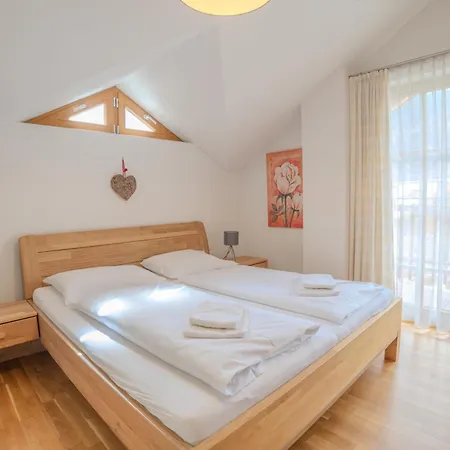 Modern Mountain Penthouse - An Der Skipiste شقة راوريس