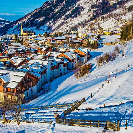 Modern Mountain Penthouse - An Der Skipiste شقة